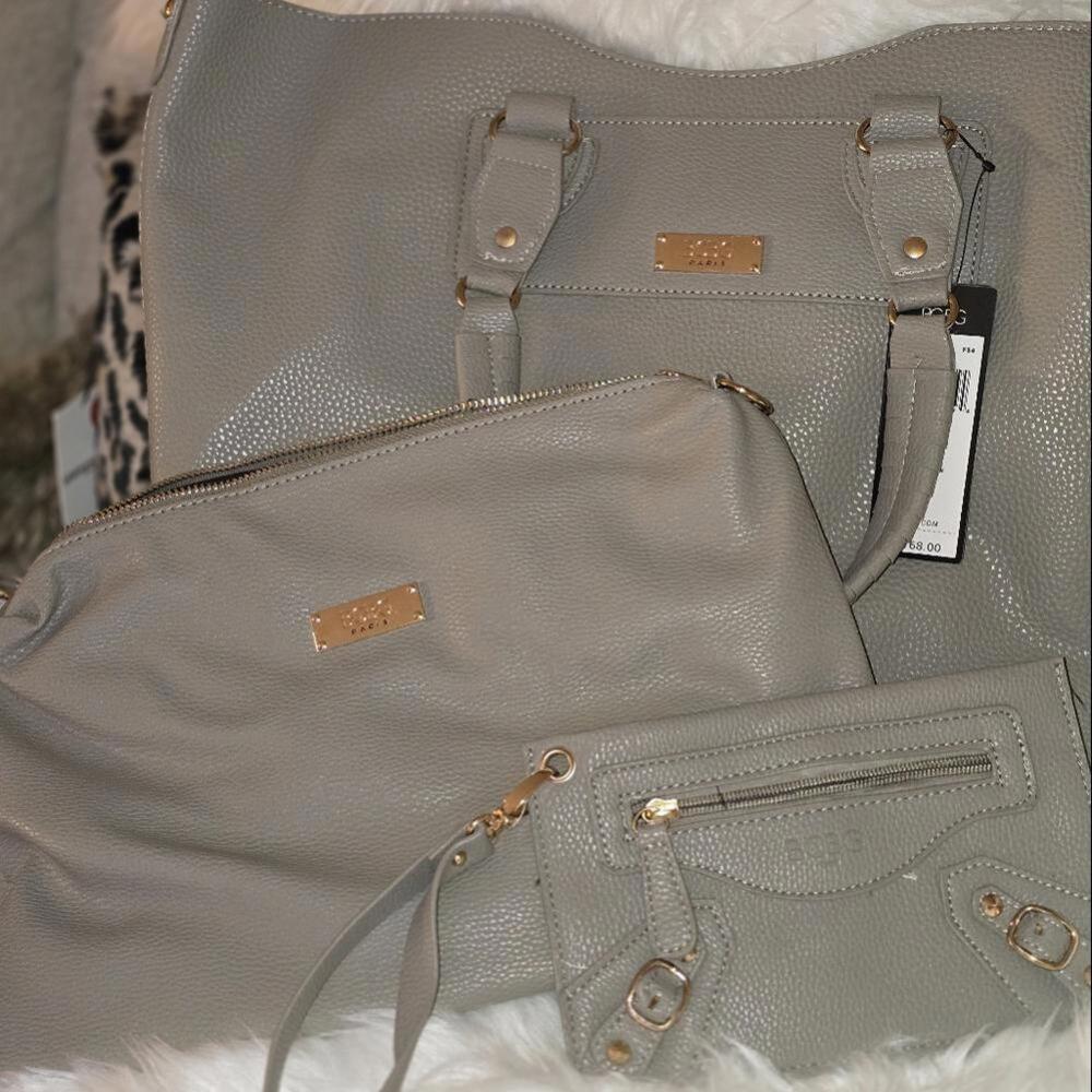 NWT BCBG Three Piece Tote Crossbody Clutch Pebble Set - Picture 3 of 3